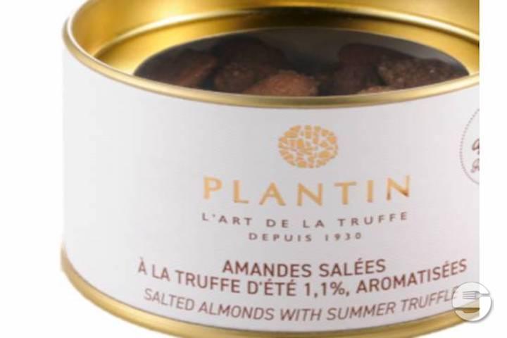 Salted Almonds with Summer Truffle