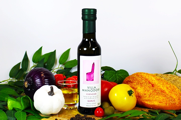 Huile d’olive extra vierge à l’ail – Villa Manodori