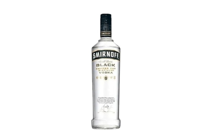 Smirnoff black 700 ml
