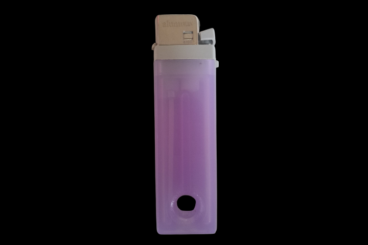 1 Child-safe lighter